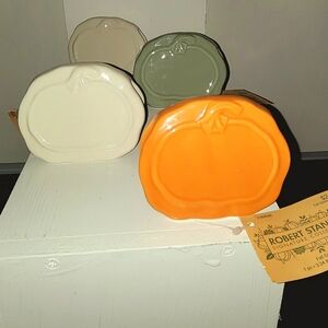 Set Of 4 "Robert Stanley" Signature Collection Ceramic Pumpkin  Name Cards